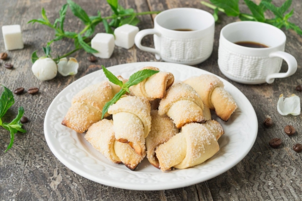 Moms famous Rogaliki (Russian Rugelach)