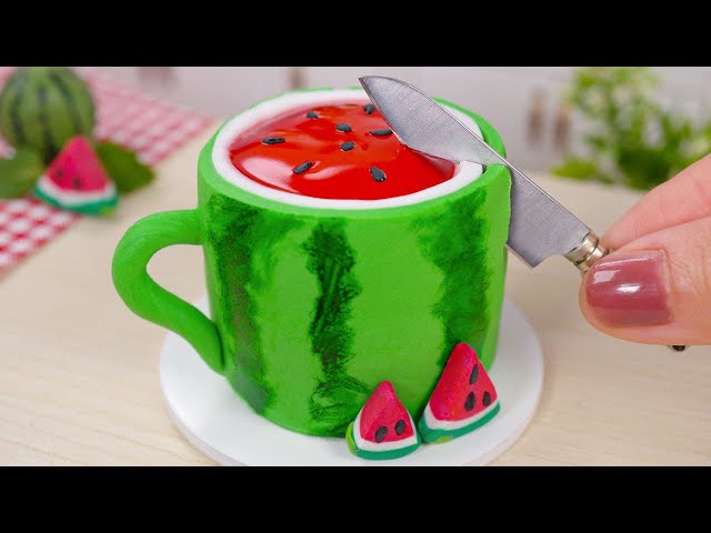 Fresh Miniature Watermelon Cake Decorating