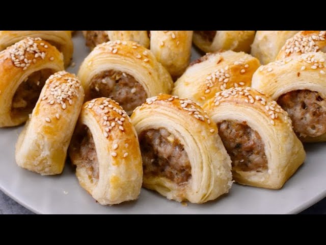 Sausage rolls: delicious and appetizing