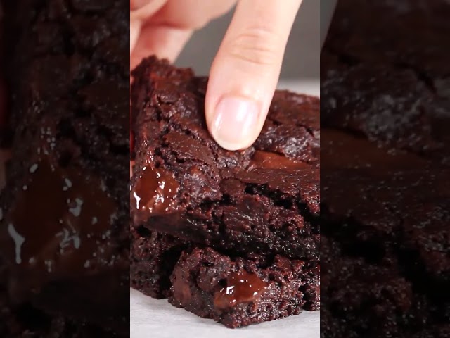 The Best Eggless Brownies