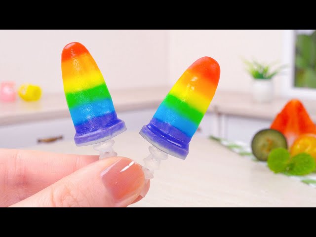 Satisfying Miniature Rainbow Ice Cream Decorating