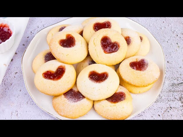 Heart jam cookies
