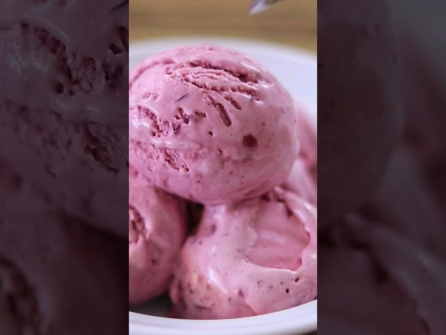 3-Ingredient Cherry Ice Cream