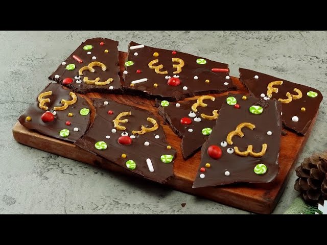 Reindeer Chocolate Bark: a Beautiful Christmas Treat that Everyone Will Love