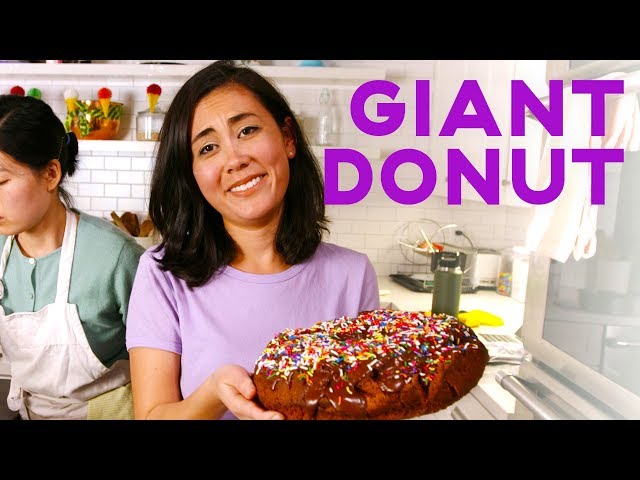 Lo Makes A Giant Donut The Size Of 24 Regular Ones