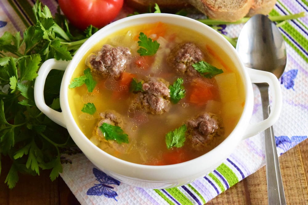Soup with meatballs