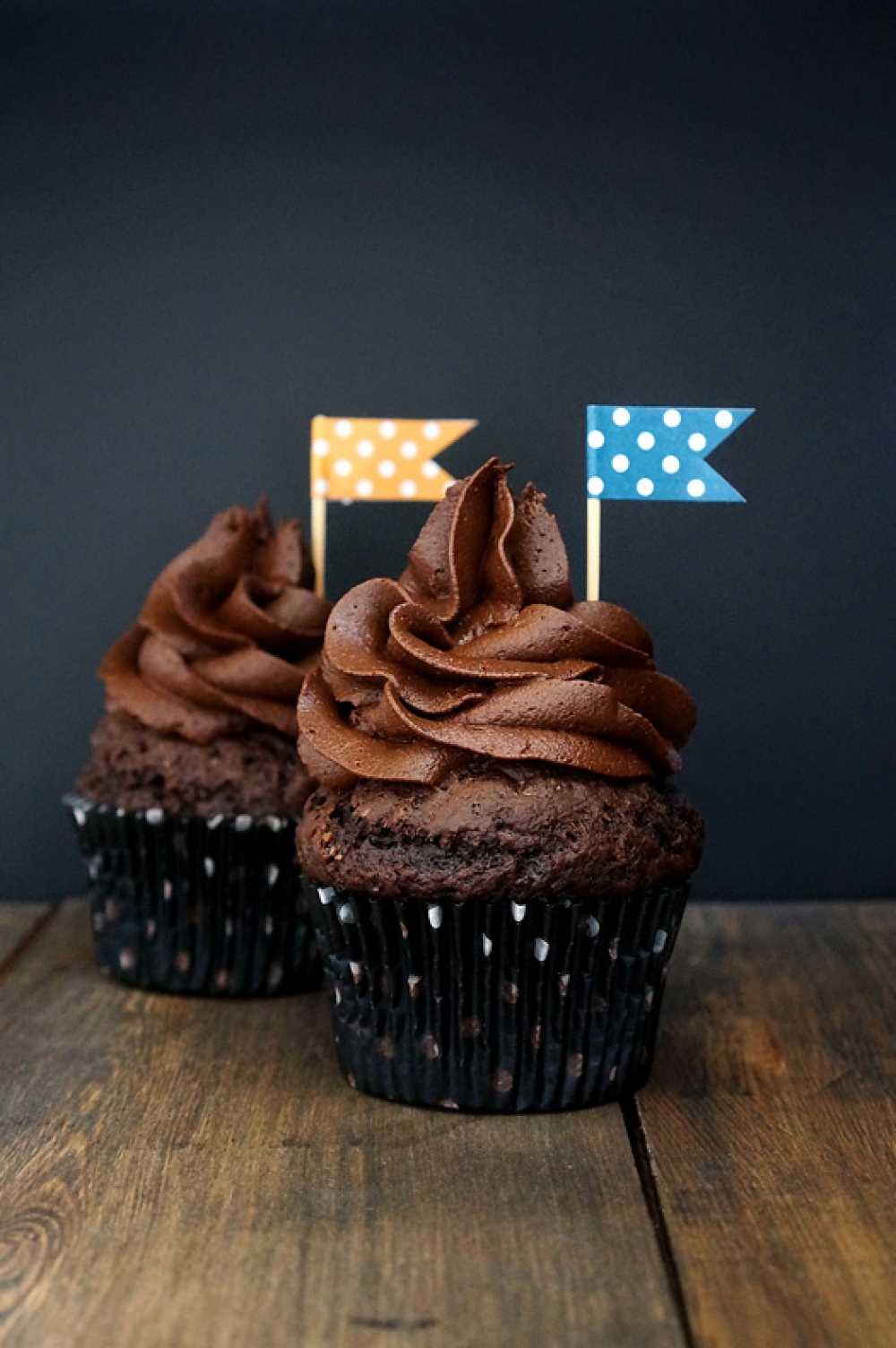 Super Chocolate Cupcakes with Coffee Cream