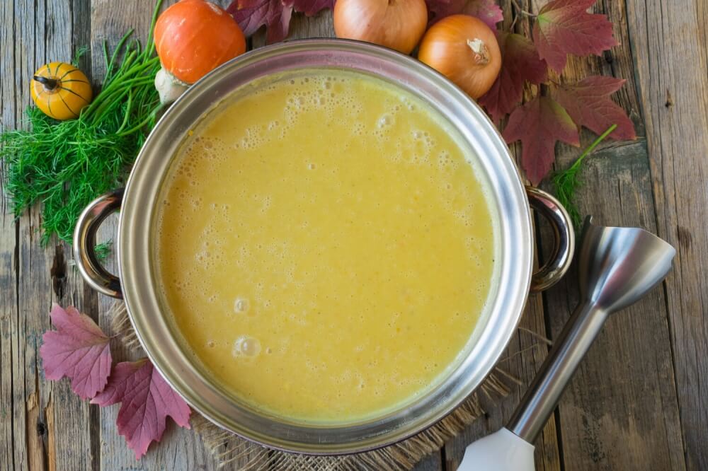 Easy Pumpkin Soup with Melted Cheese