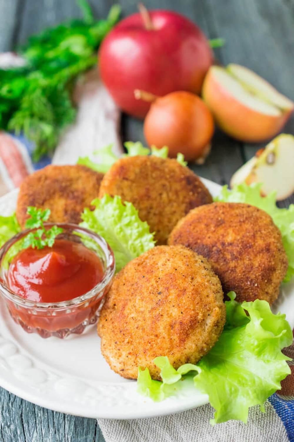 Chicken Fritters with Semolina and Apples