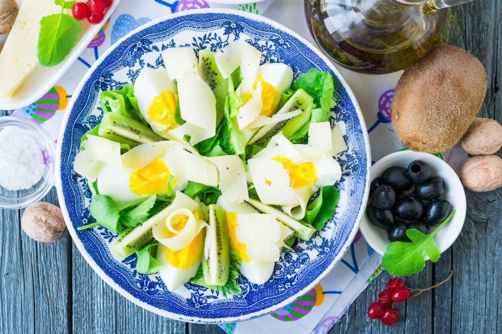 Egg, Kiwi and Cheese Salad