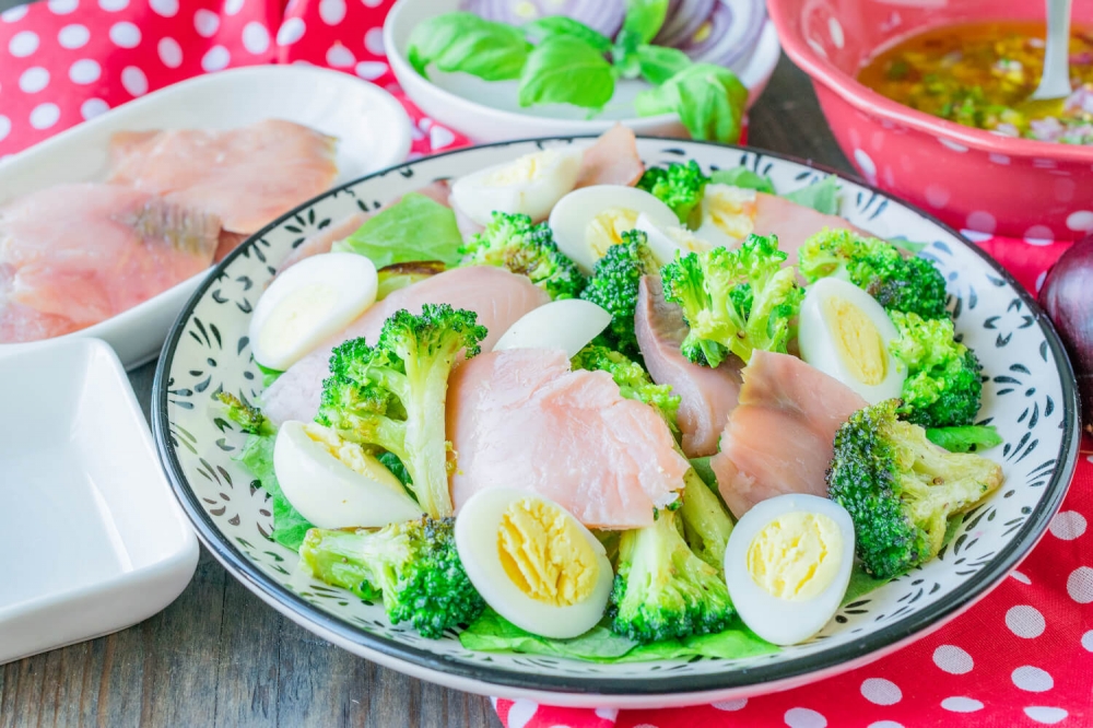 Smoked Pink Salmon Salad with Broccoli and Quail Eggs
