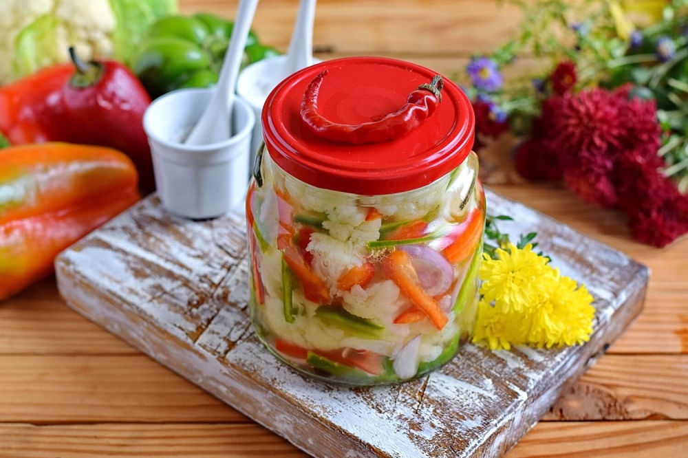 Pickled Cauliflower with Carrots and Bell Pepper