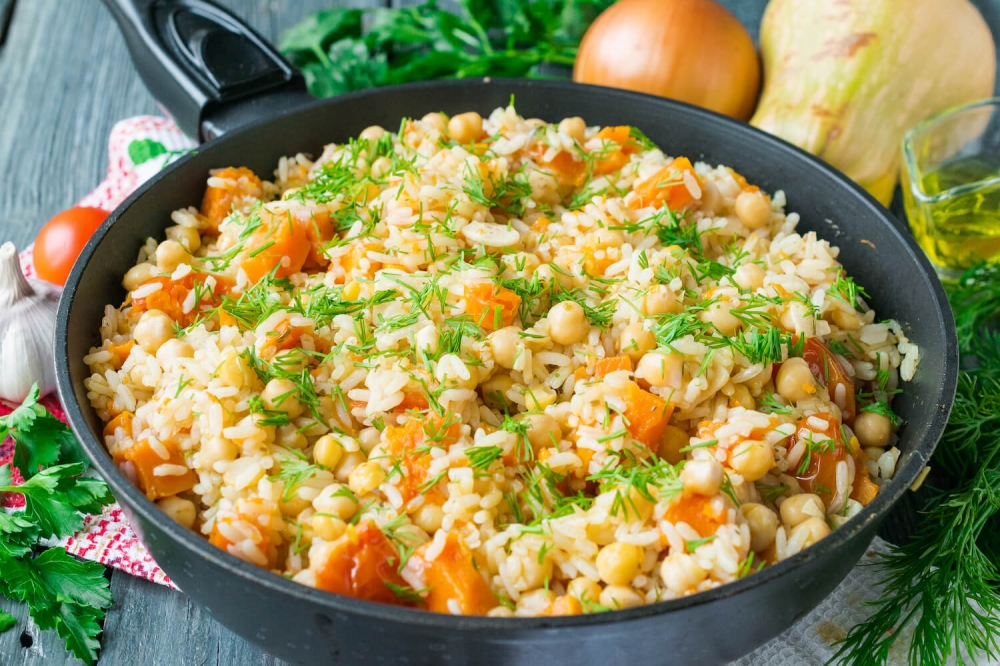 Chickpeas and Rice with Pumpkin and Tomatoes