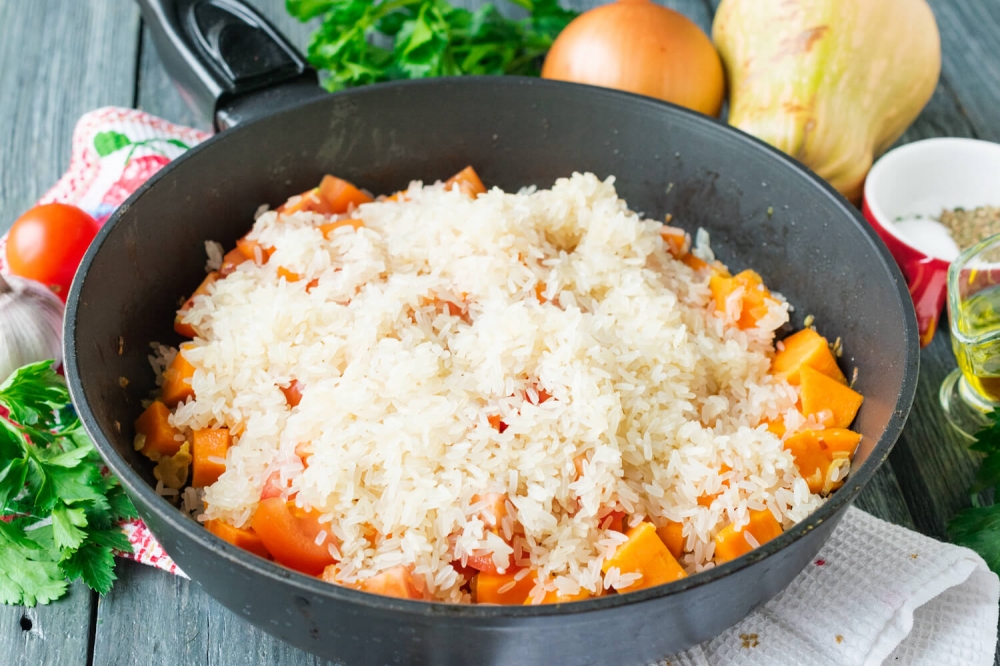 Chickpeas and Rice with Pumpkin and Tomatoes