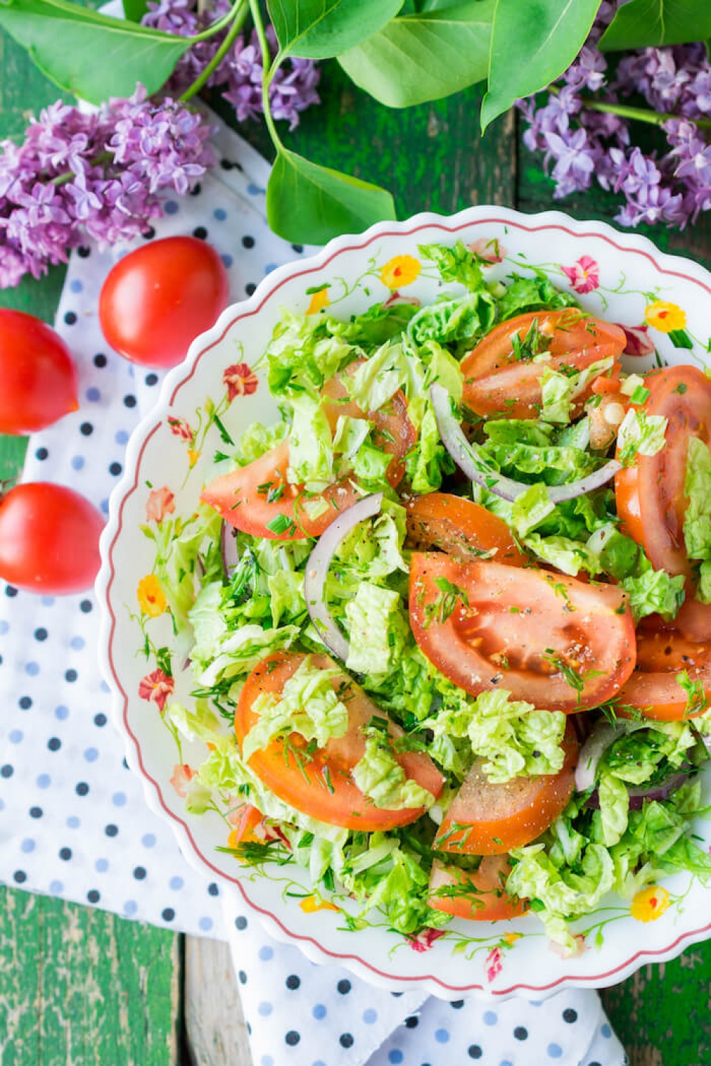 Tomato Chinese Cabbage Salad