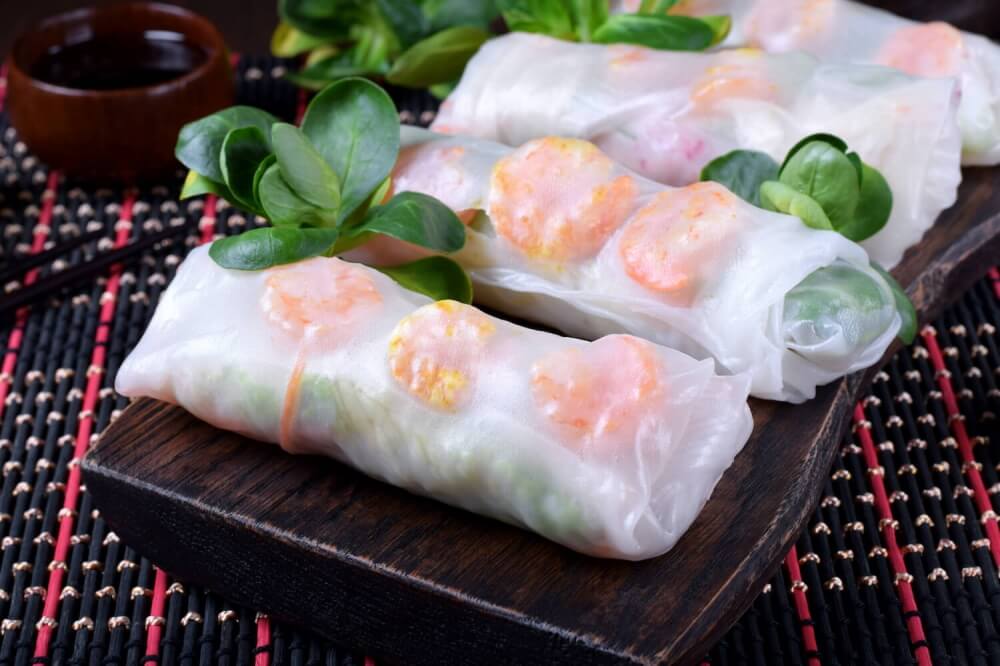 Spring Rolls with Shrimp and Vegetables