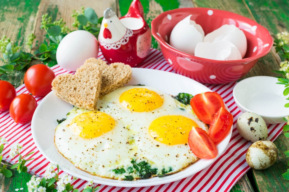 Spinach Fried Eggs