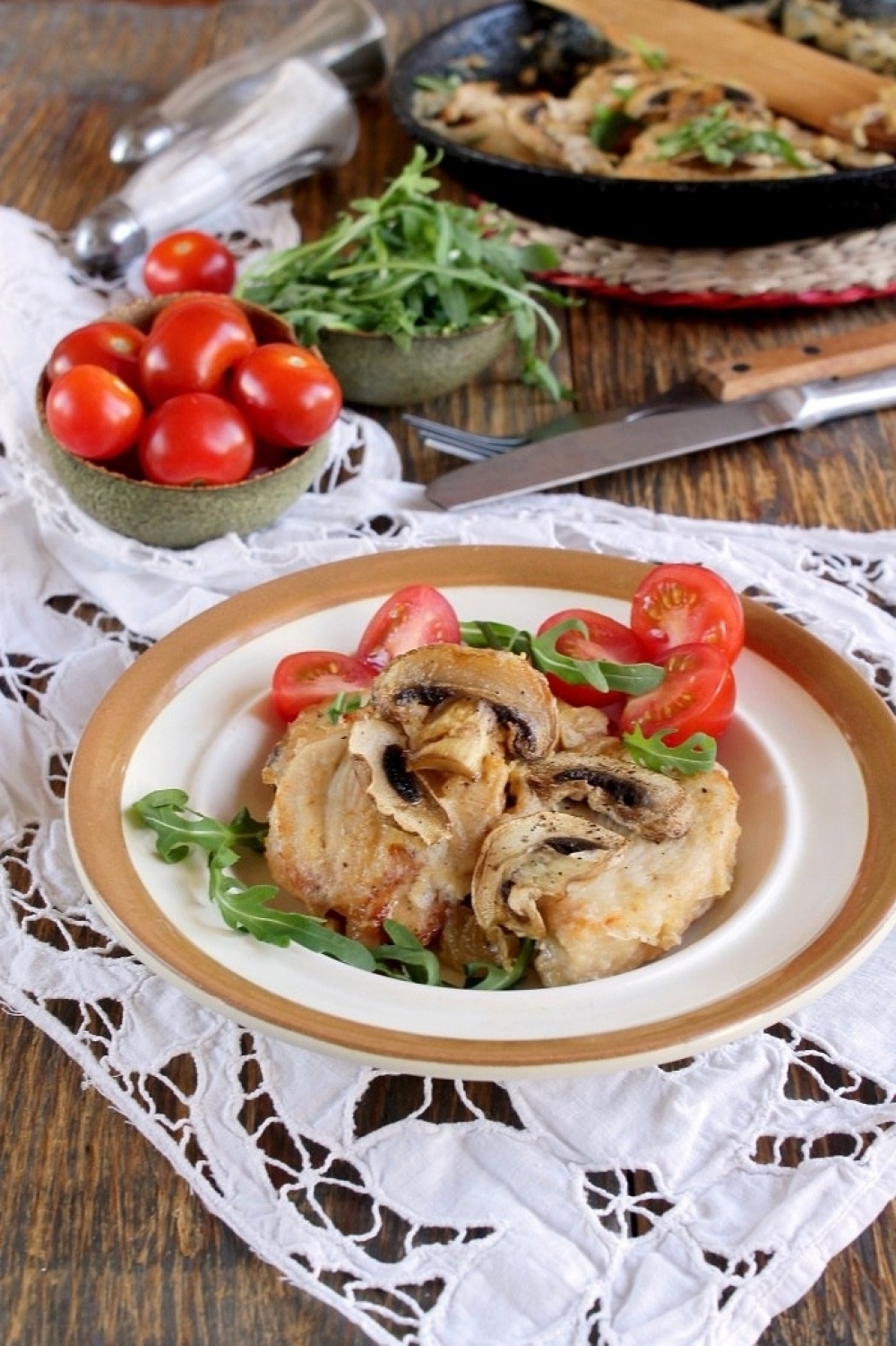 Chicken fricassee with mushrooms