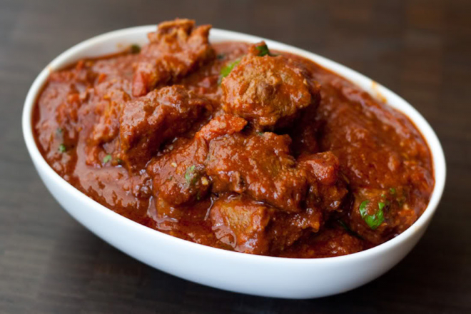 Aromatic and Flavorful: Indulge in the Richness of Kashmiri Rogan Josh with Our Easy Recipe