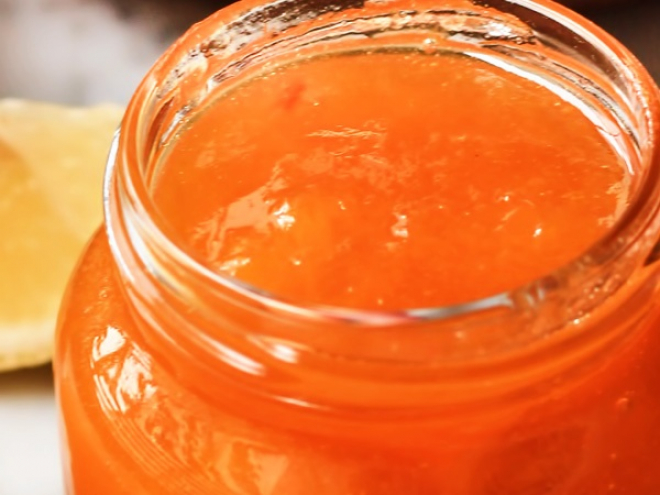 Delicious Apricot Jam: Recipe, Preparation, and Health Benefits