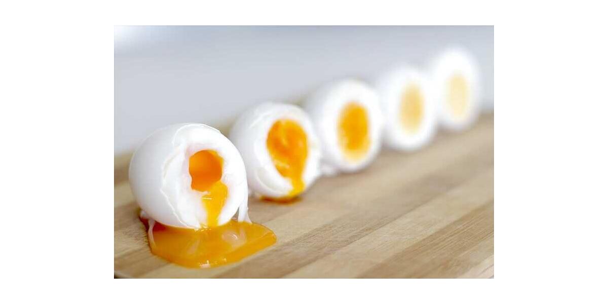What Are 3 Ways To Poach An Egg