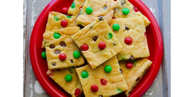 Sweet Traditions: Baking Memories with Christmas Cookie Bars