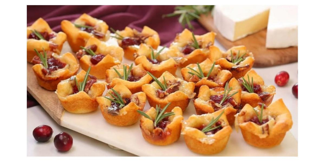 Holiday Appetizers for an American Christmas Party