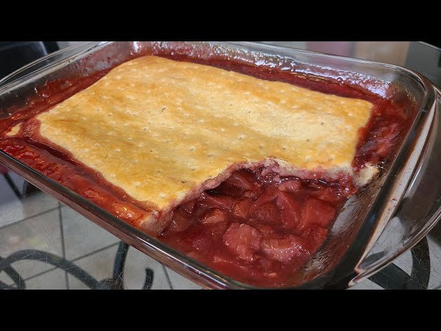 Southern Strawberry Cobbler