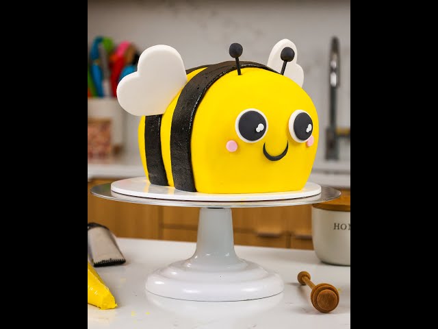 Bumblebee Cake