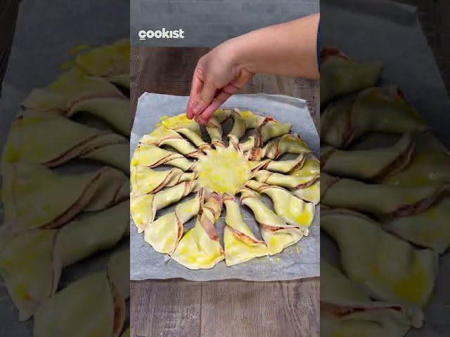 Puff pastry sunflower