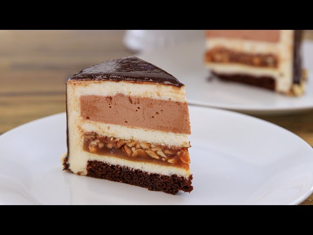 Snickers Mousse Cake