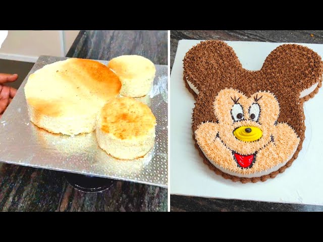 Butter Cream Mickey Mouse Cake Design