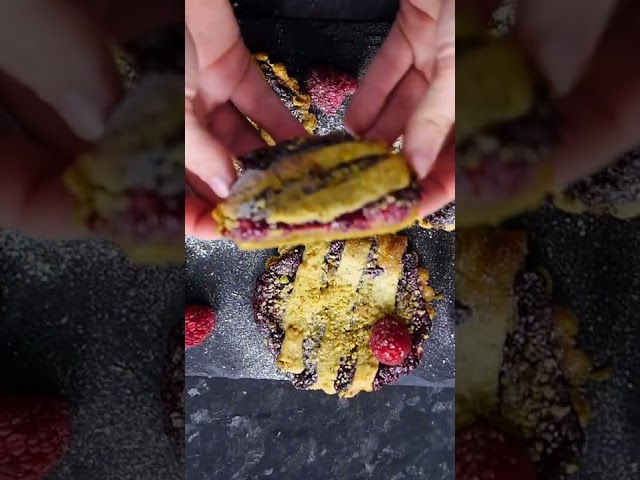 Pistachio and raspberry tarts