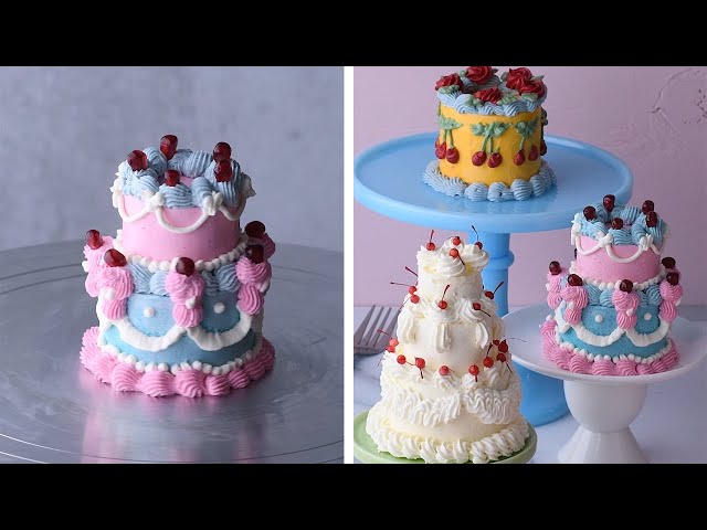 3 mini cakes