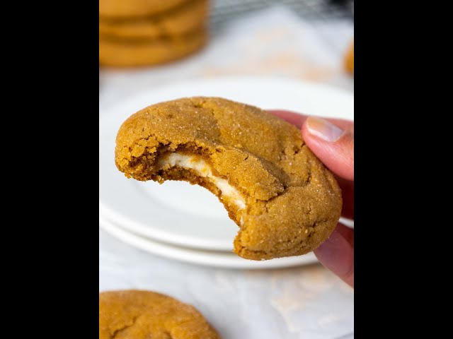 Pumpkin Cheesecake Cookies