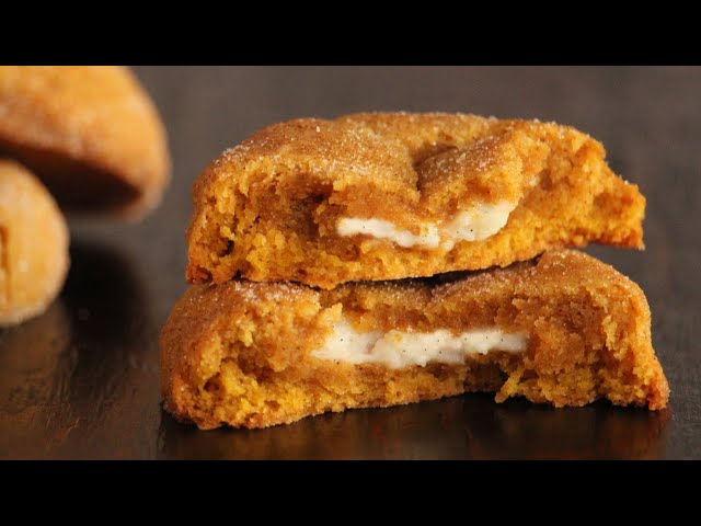 Pumpkin Cheesecake Cookies