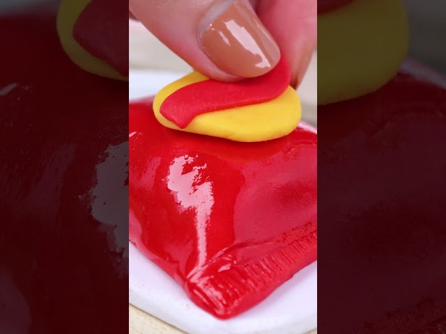 Miniature Lays 3D Cake Decorating