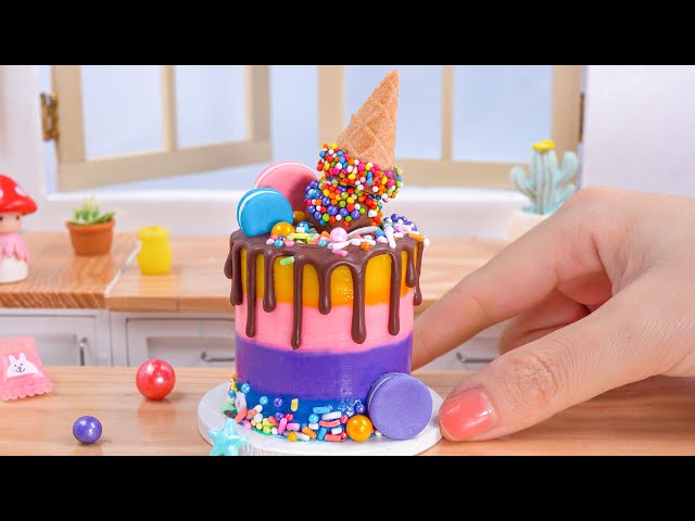 Miniature Ice Cream Chocolate Cake