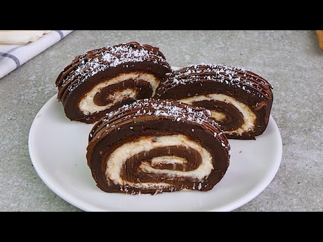 Hazelnut cream and coconut roll