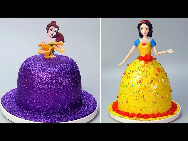 Colorful Cake Decorating