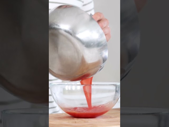 Delicious blood orange fluid gel
