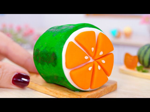 Miniature Watermelon Cake Decorating
