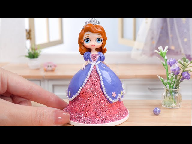 Miniature Sofia Princess Cake Decorating