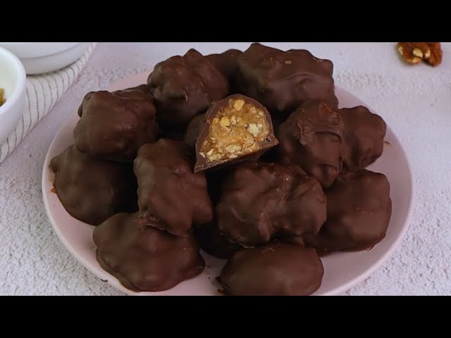 Homemade chocolate turtles