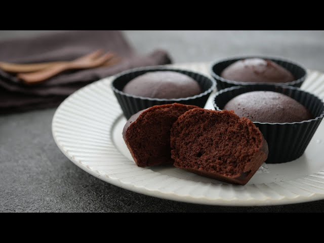 Cocoa Steamed Cake