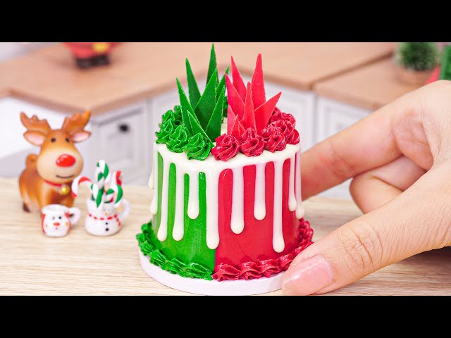 Miniature Christmas Chocolate Cake Decoration