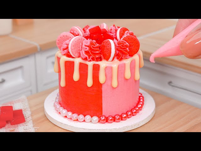 Miniature Pink OREO Chocolate Cake Decorating