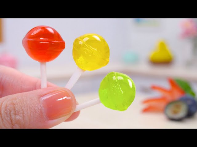 Wonderful Miniature Fruit Lollipop Candy