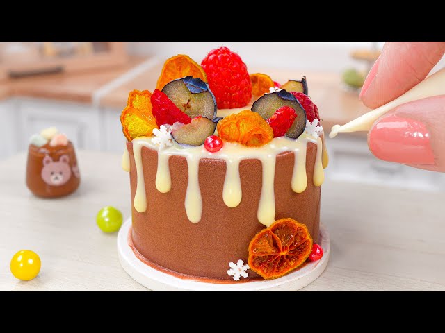 Miniature Dried Kumquat Chocolate Cake Decorating