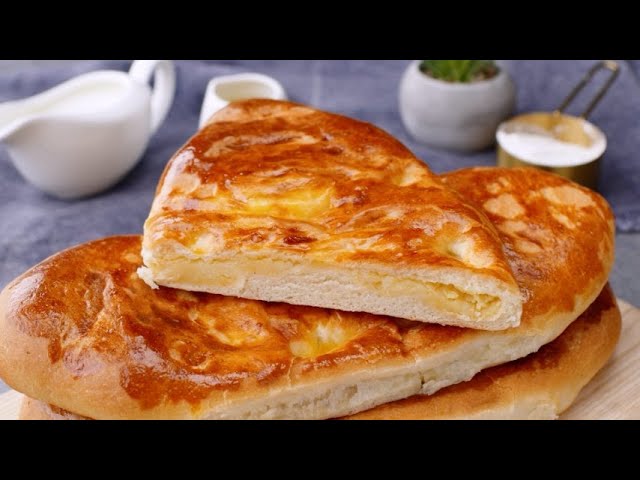 Bread stuffed with potatoes: super tasty and fluffy